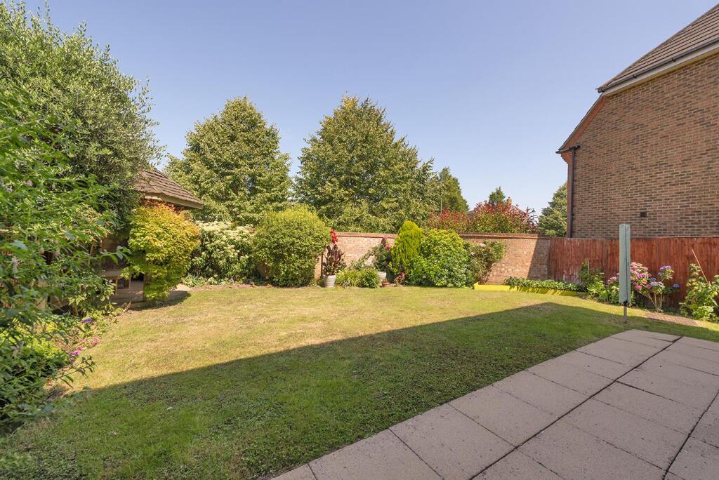 House in Tonbridge and Malling, Kings Hill - View 2