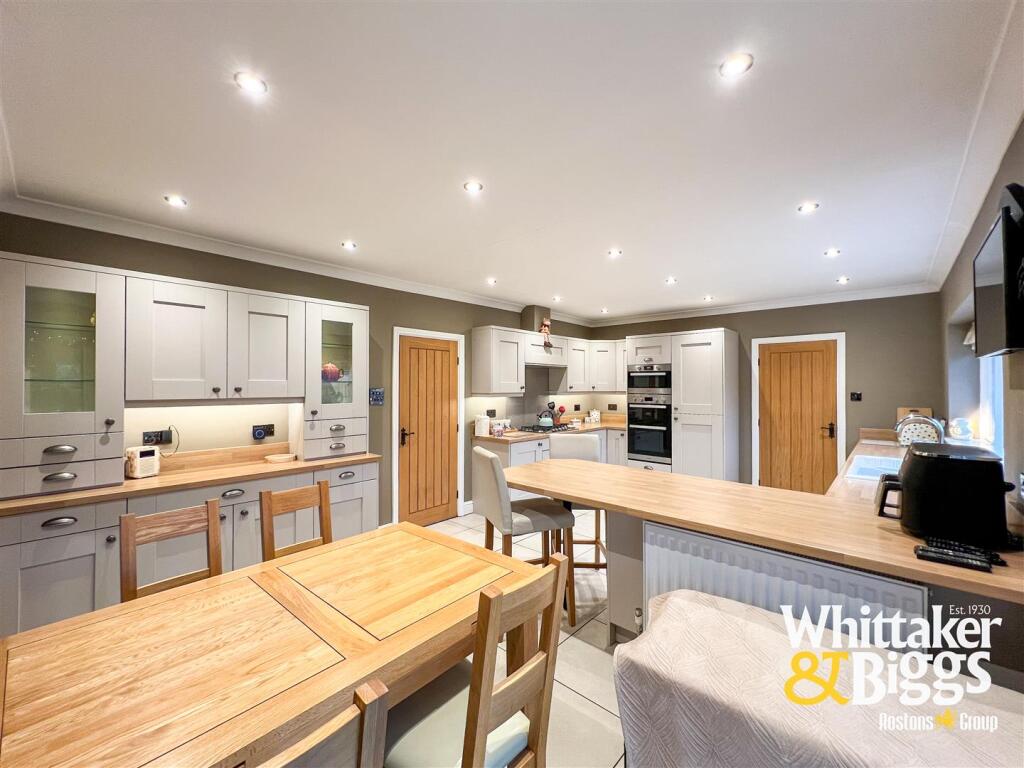Stanley Moss Lane, Stockton Brook, ST9 9LH photo 2