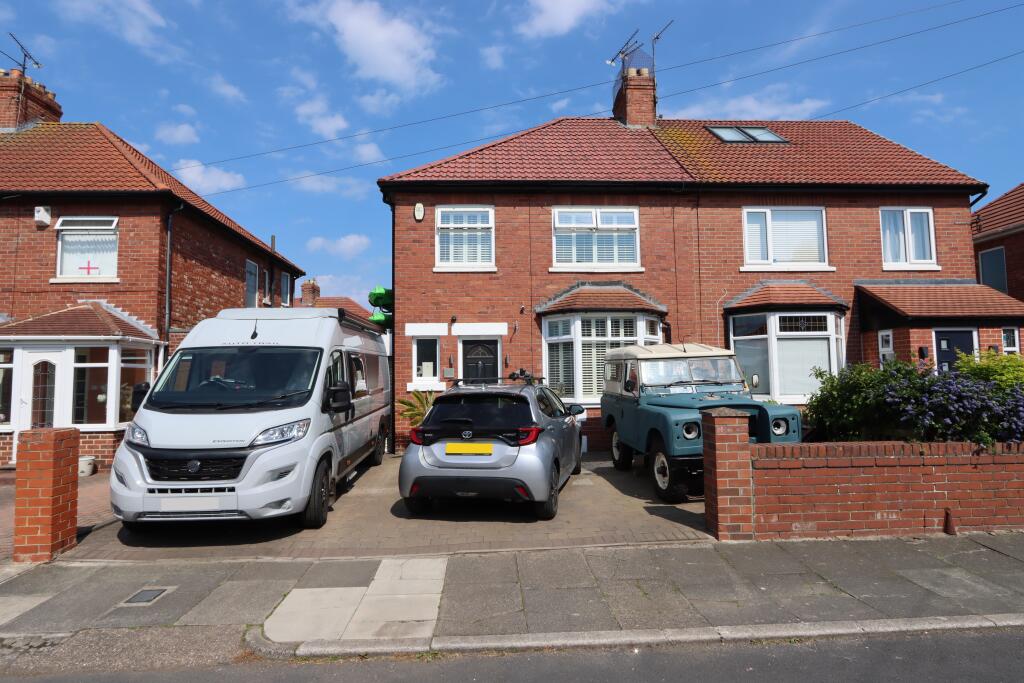Main image of property: Houghton Avenue,
Cullercoats, Tyne and Wear,
NE30 3NQ