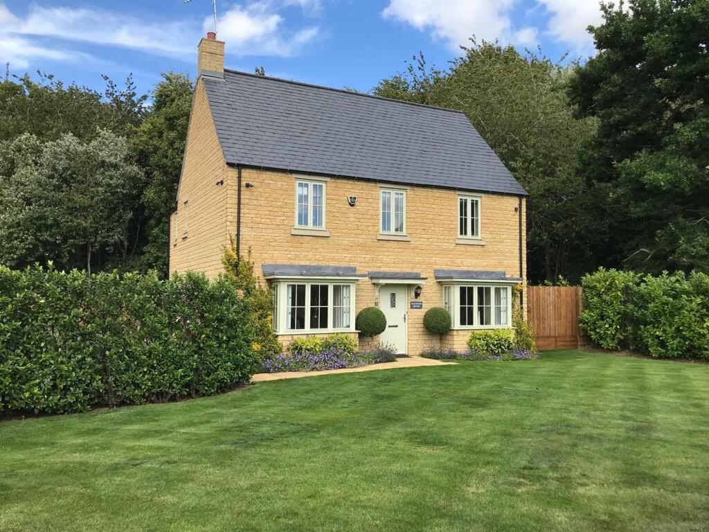 Main image of property: Merlin Close, Moreton-In-Marsh, GL56