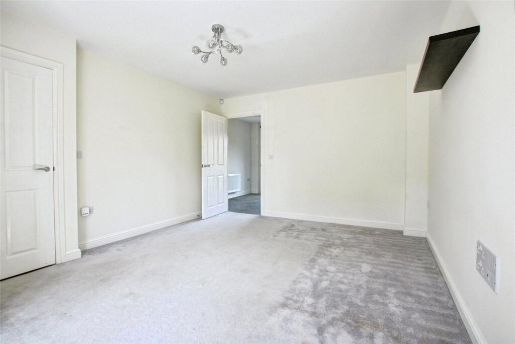 House in Durham - View 5
