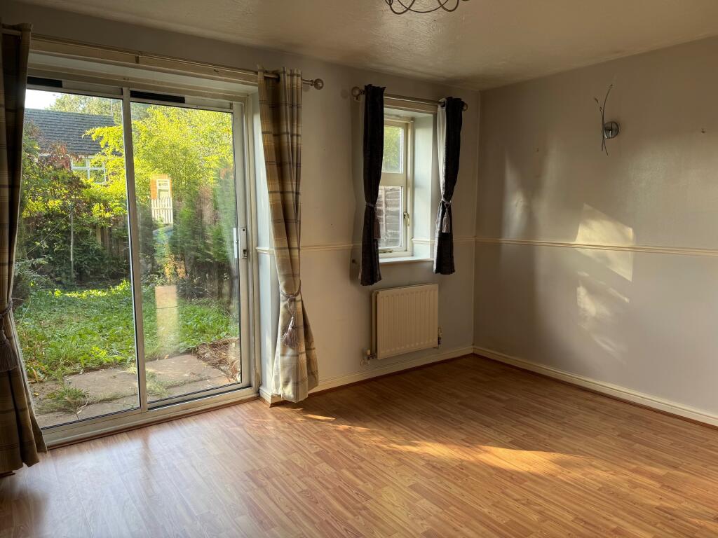 House in Worksop, Gateford - View 2
