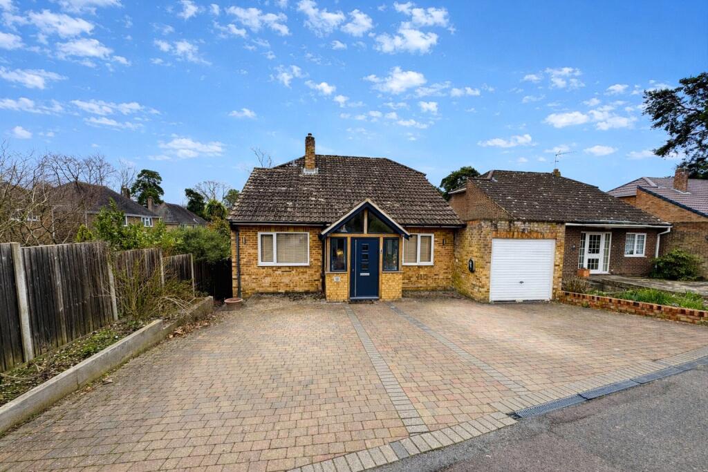 Main image of property: Longmead, Fleet, GU52