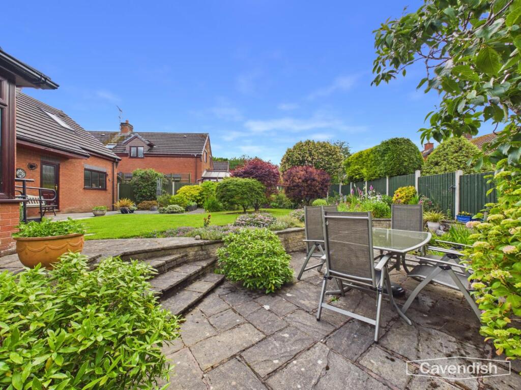 4-bed house on Upper Bryn Coch, Mold, £525,000
