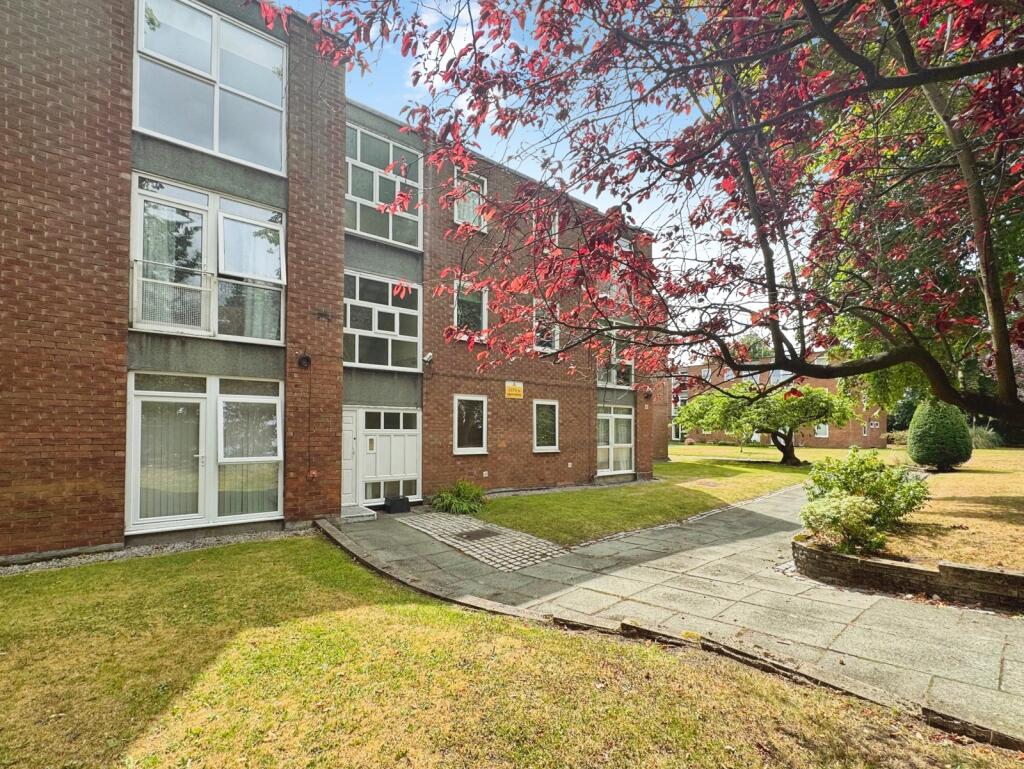 Main image of property: Gwynant Place, Withington, Manchester, M20