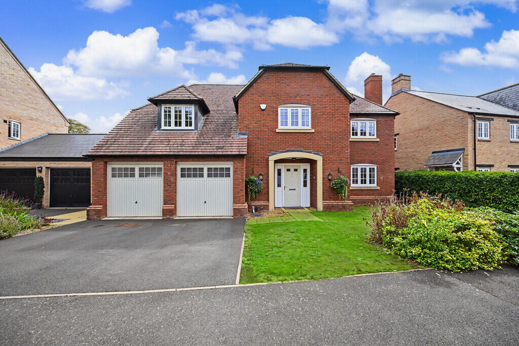 Main image of property: Earle Gardens, Dunchurch, Rugby