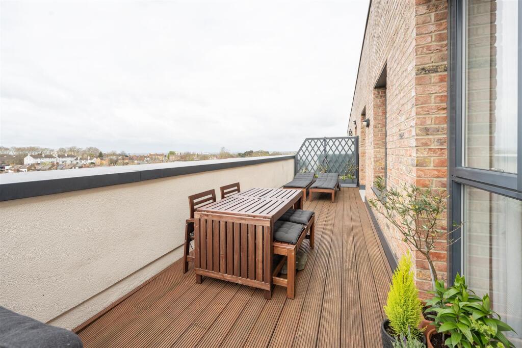 Apartment in London - View 4