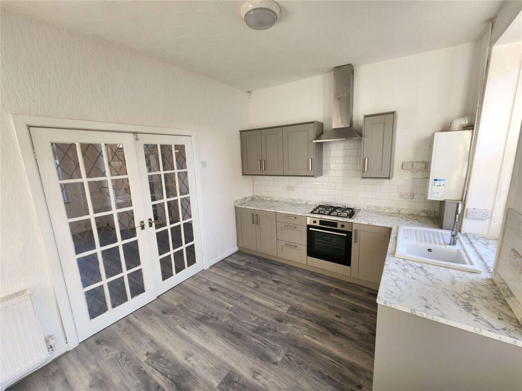 Pilsworth Road, Heywood, Greater Manchester, OL10 photo 5