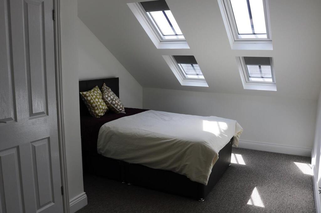 Main image of property: Room 9, 35 Mill Road, Cambridge