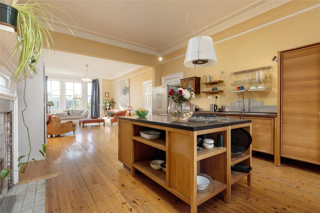 House in Edinburgh - More