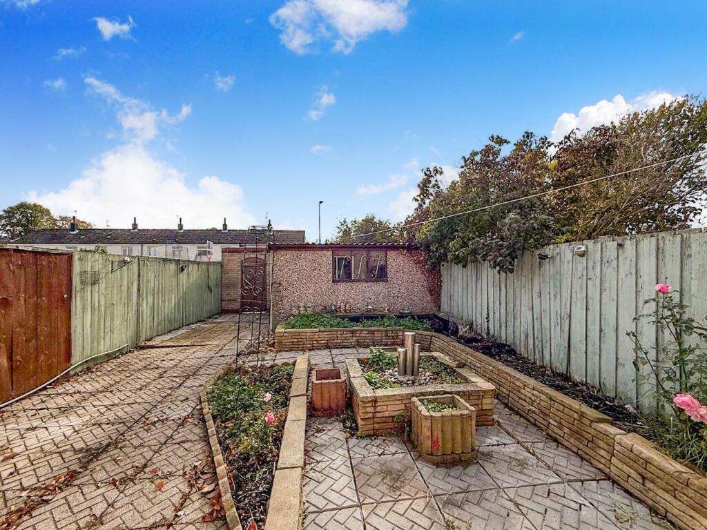 House in Hull, Kingston upon Hull - View 2