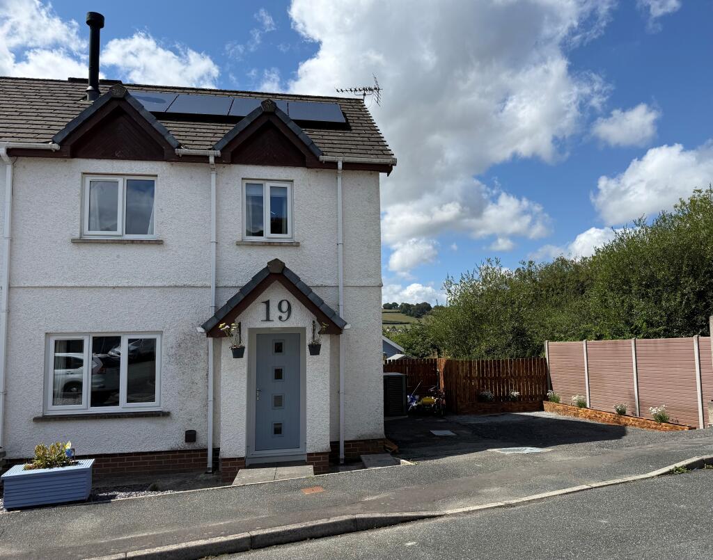 Main image of property: No 19 Brynderi Close, Adpar