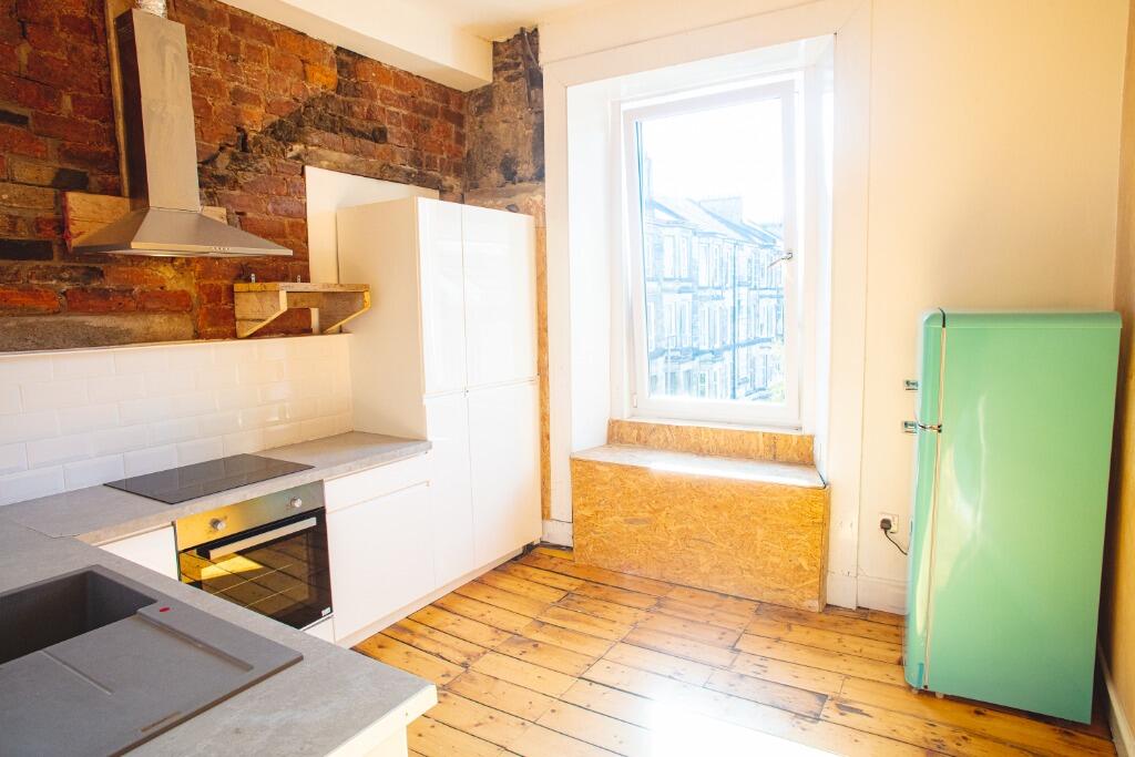 Main image of property: HMO Walker Street, Paisley PA1 2EL