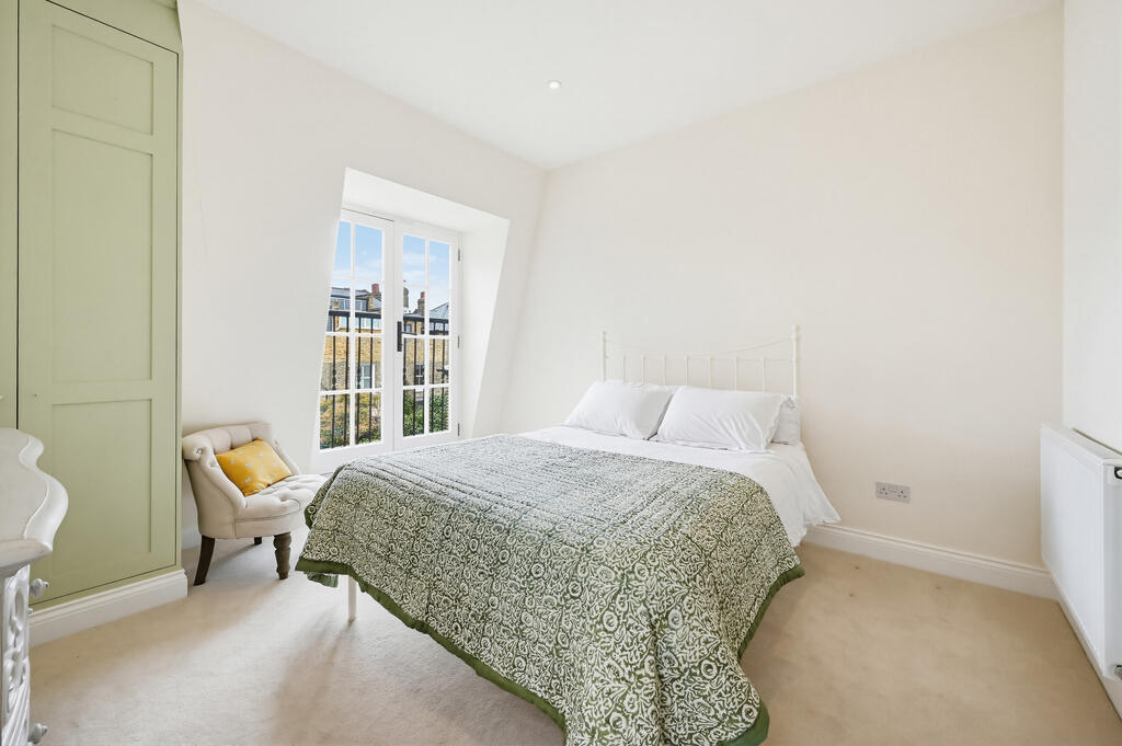 House in London - More