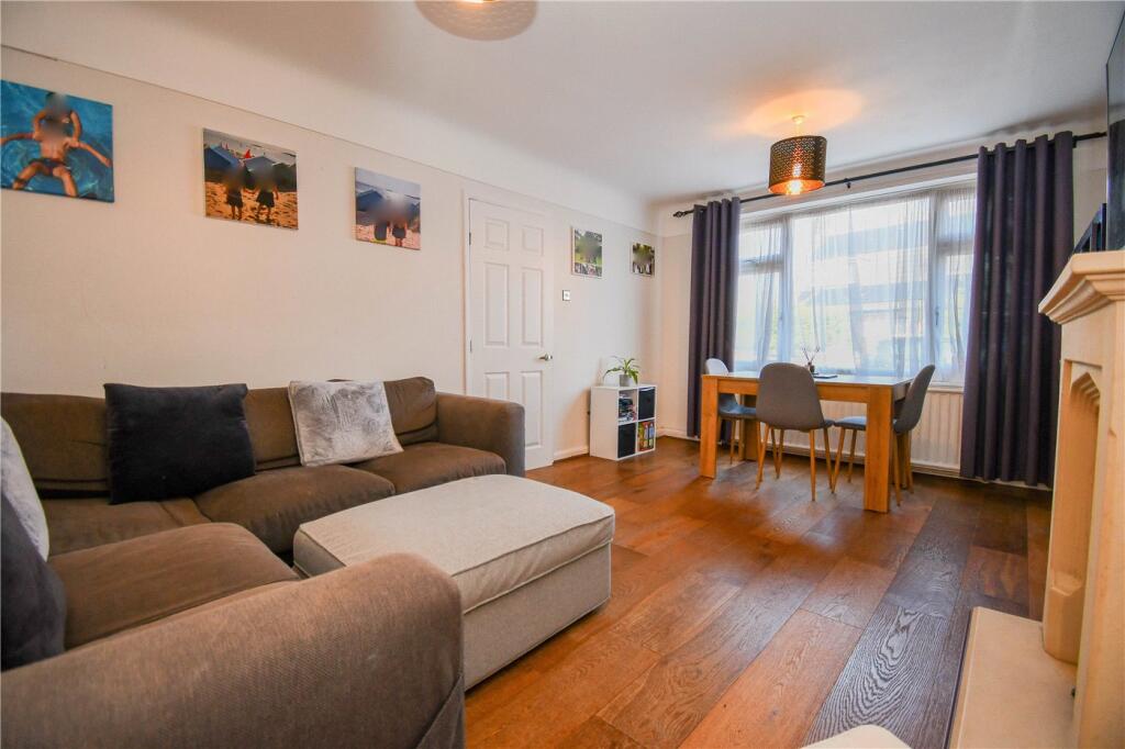 House in Wirral, Liverpool City Region - More