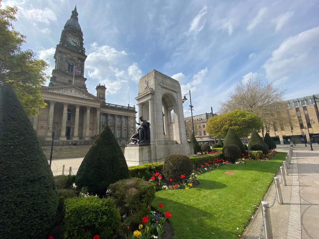 Apartment in Bolton, Greater Manchester - View 5
