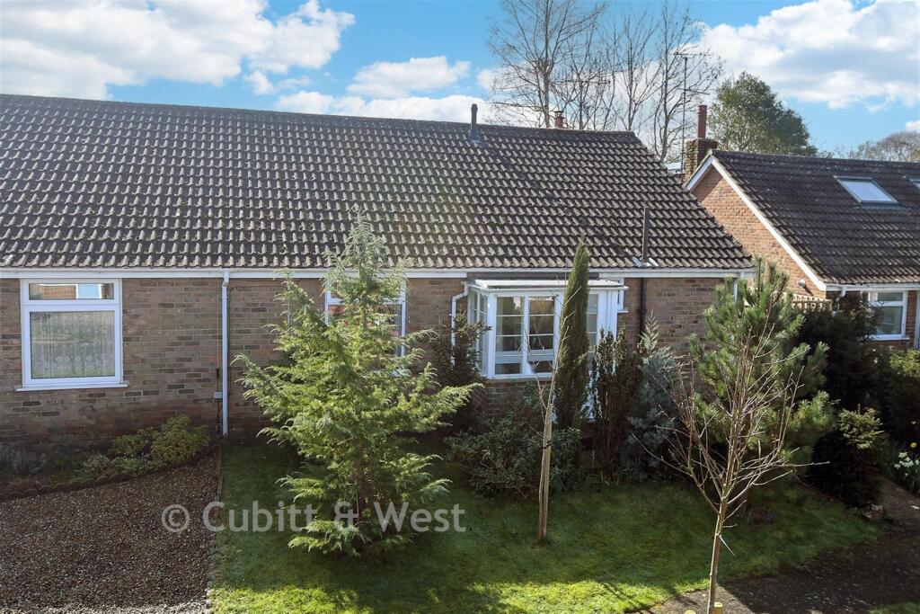 Main image of property: Ockley Way, Hassocks, West Sussex