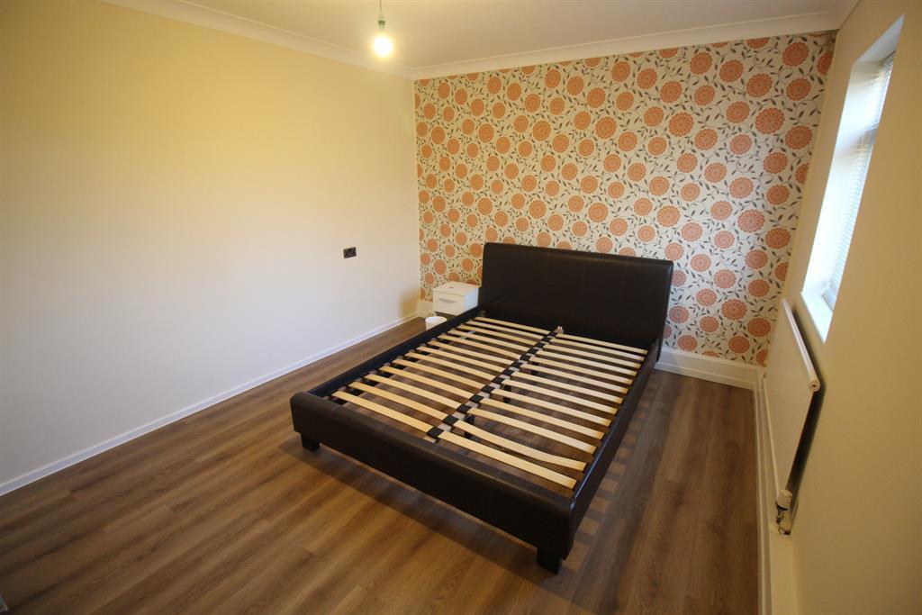 Apartment in Stevenage - View 5