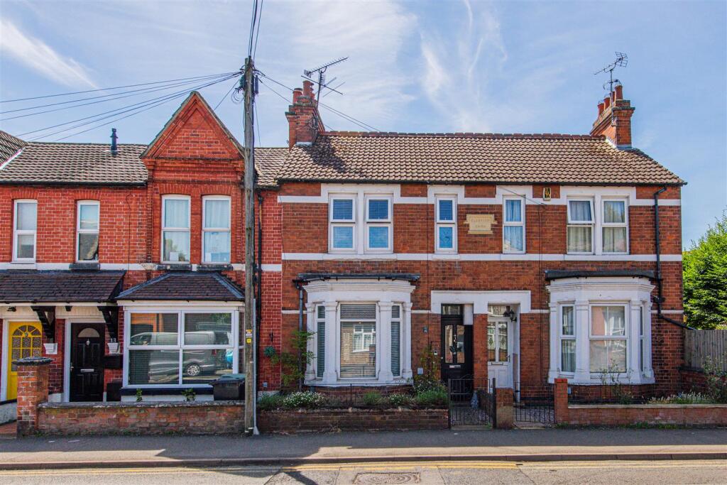 Main image of property: Irchester Road, Rushden