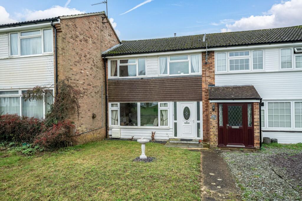 Main image of property: Collings Wells Close, Caddington, LU1