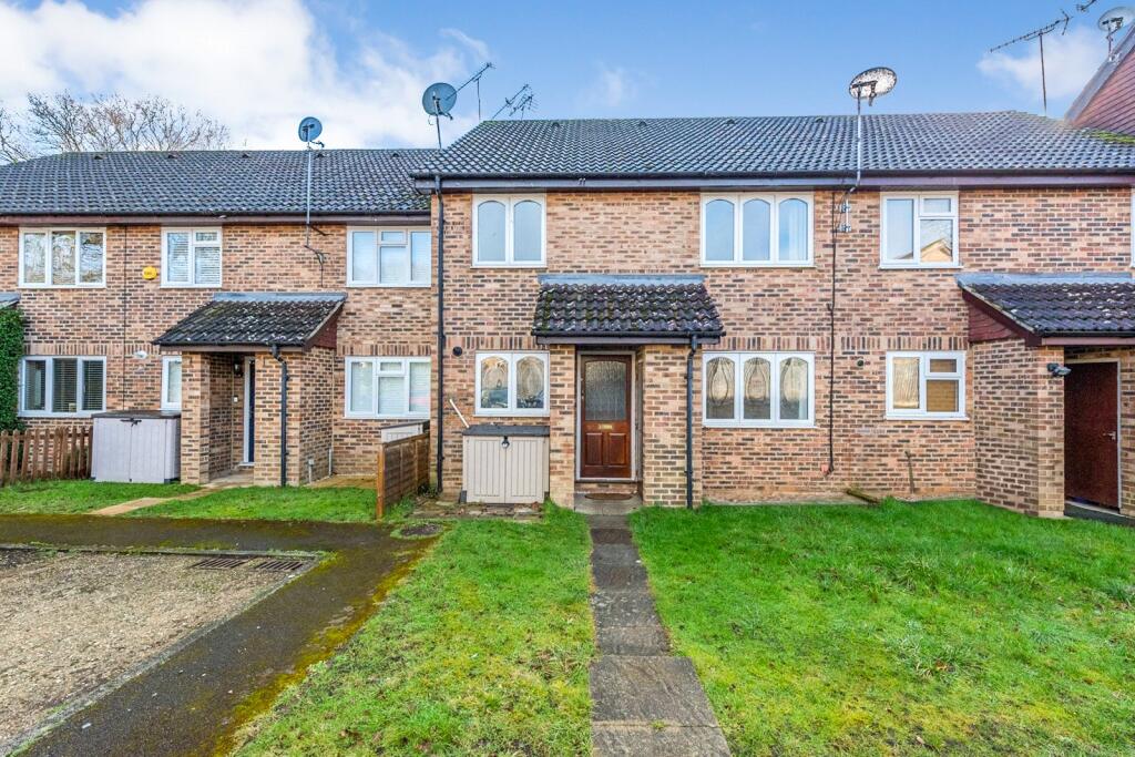 Main image of property: Bow Field, Hook, RG27