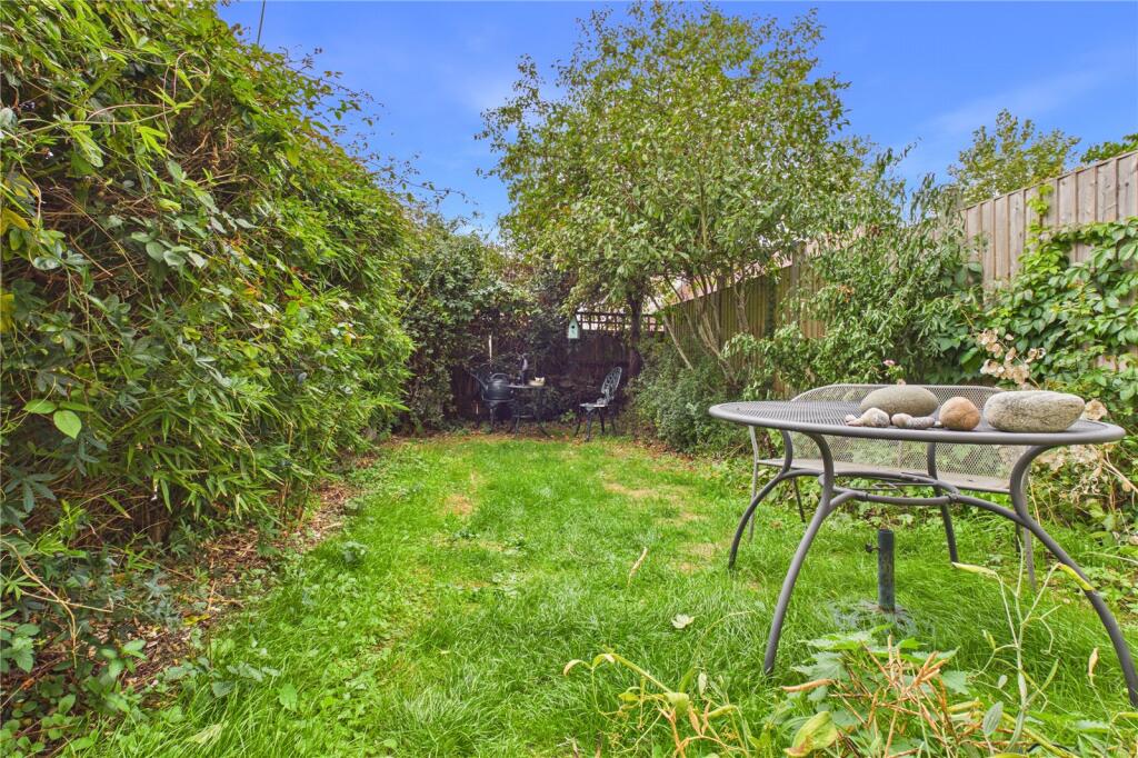 House in Reading - View 4
