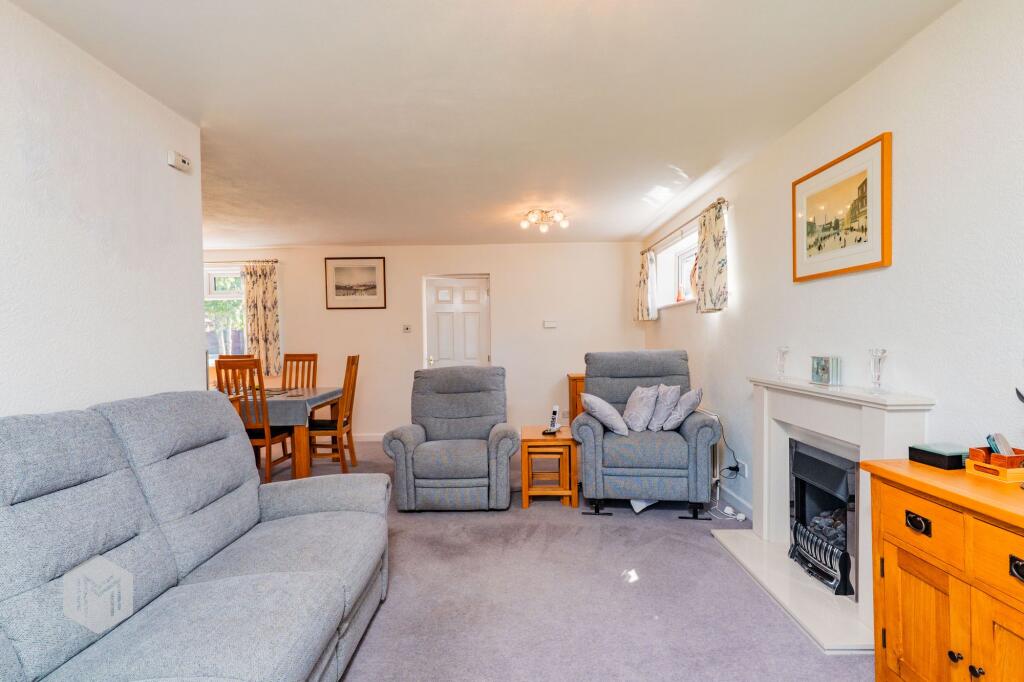 Sabden Close, Bury, BL9 photo 5