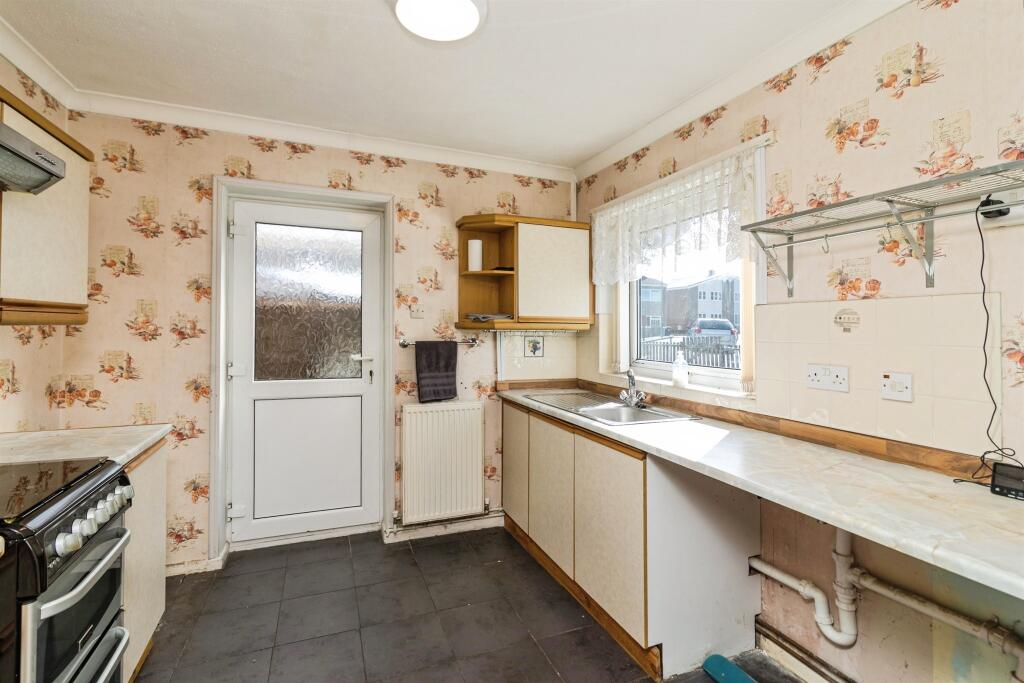Lloyds Avenue, Kessingland, Lowestoft photo 4