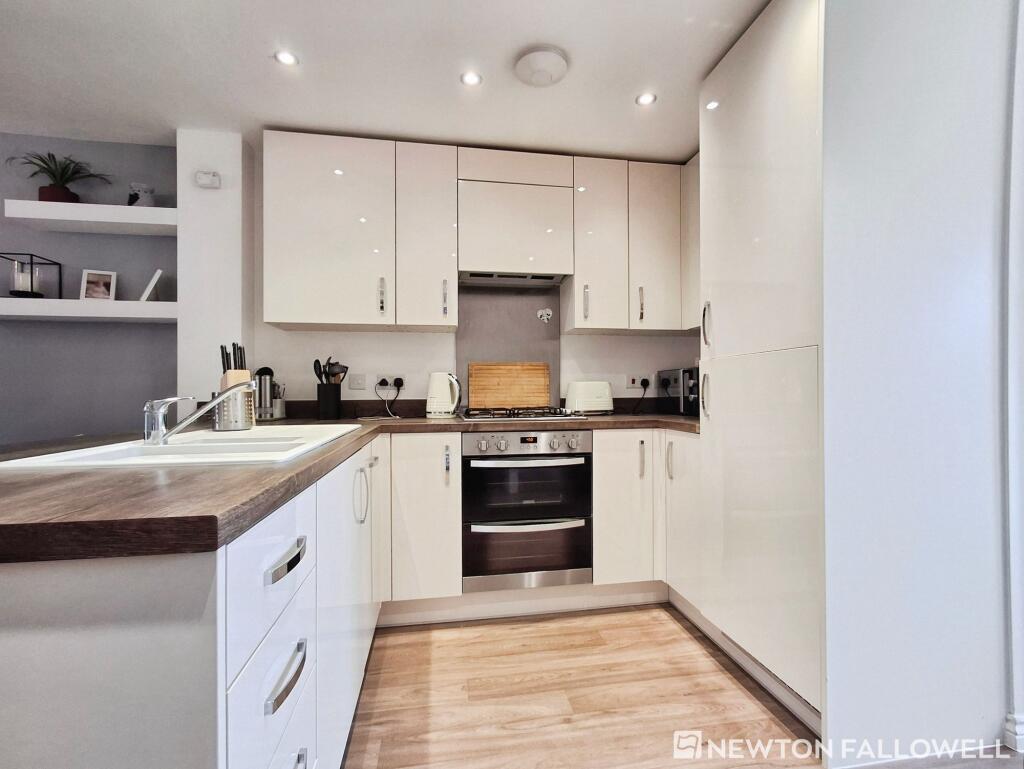 House in Peterborough - View 5