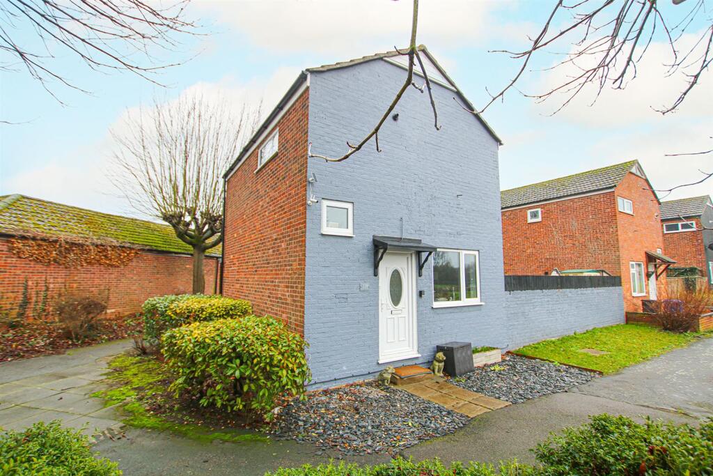 Hethersett Close, Newmarket, Newmarket