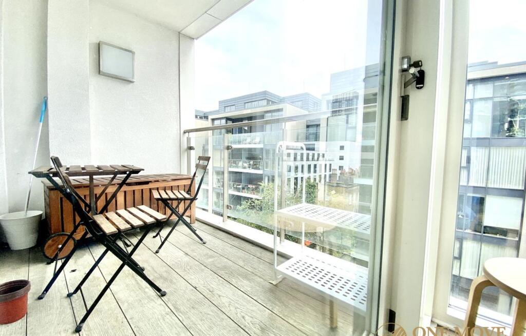 Main image of property: Decorum Apartments, Old Street, N1