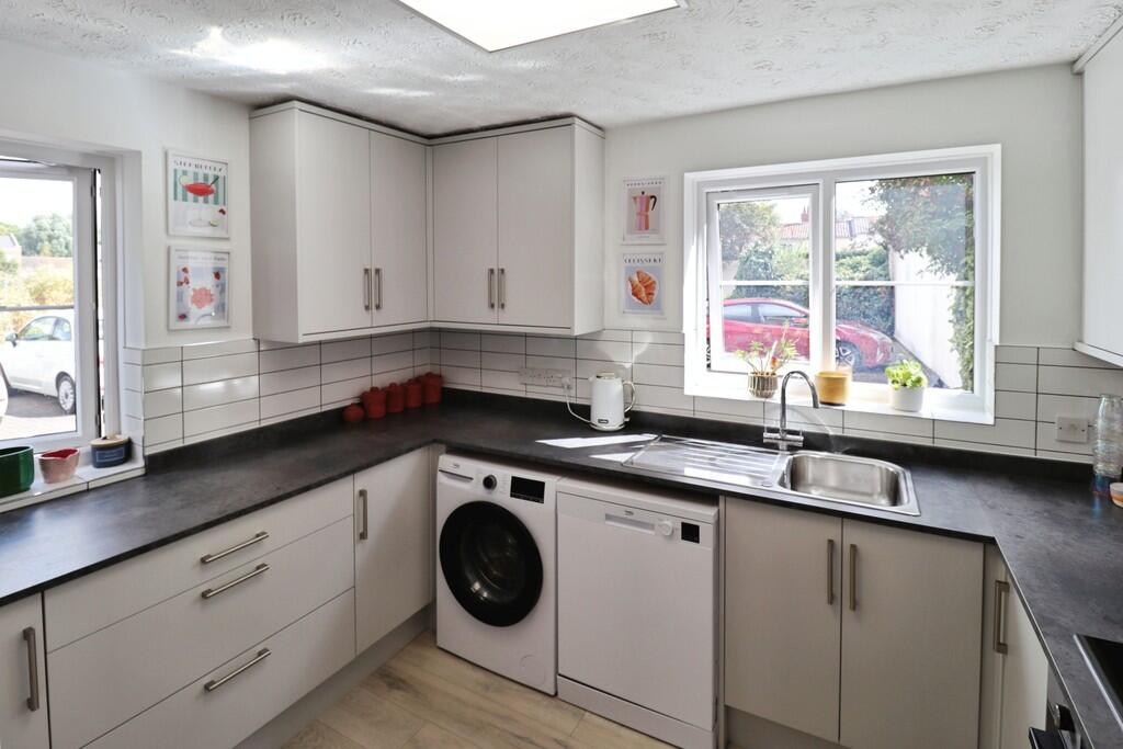 Apartment in Ipswich - More