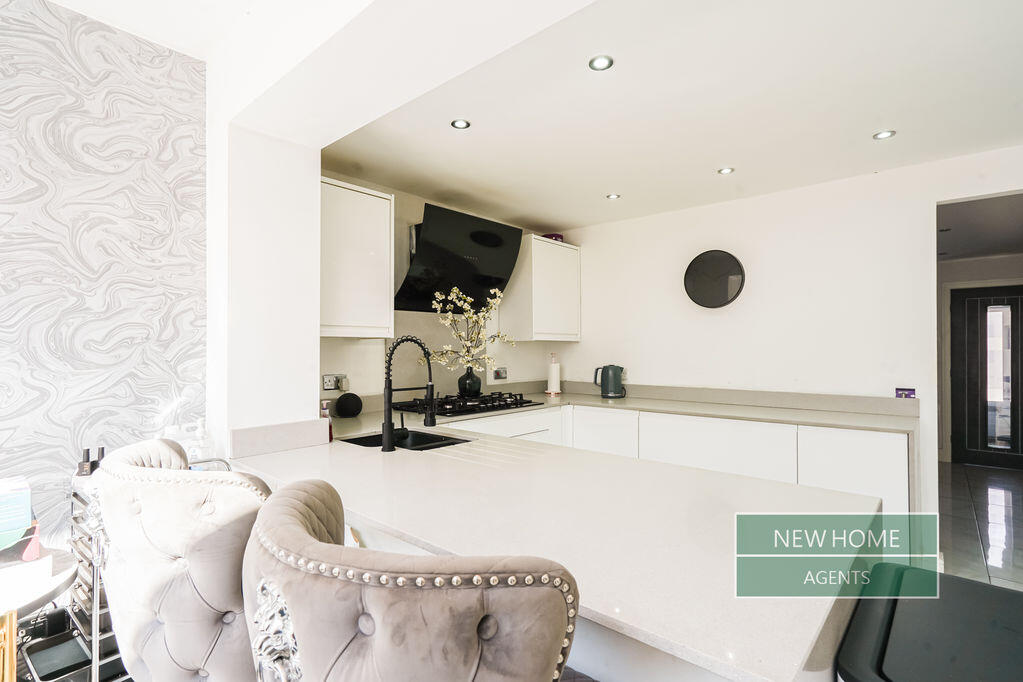 House in Wigan, Greater Manchester - More
