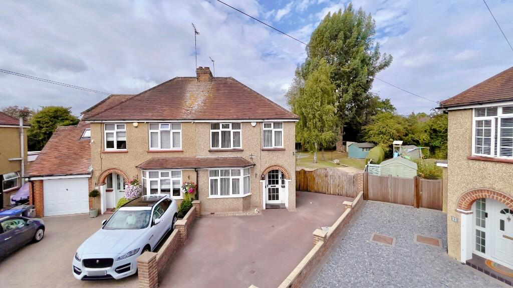 Main image of property: Alvista Avenue, Taplow, Berkshire, SL6