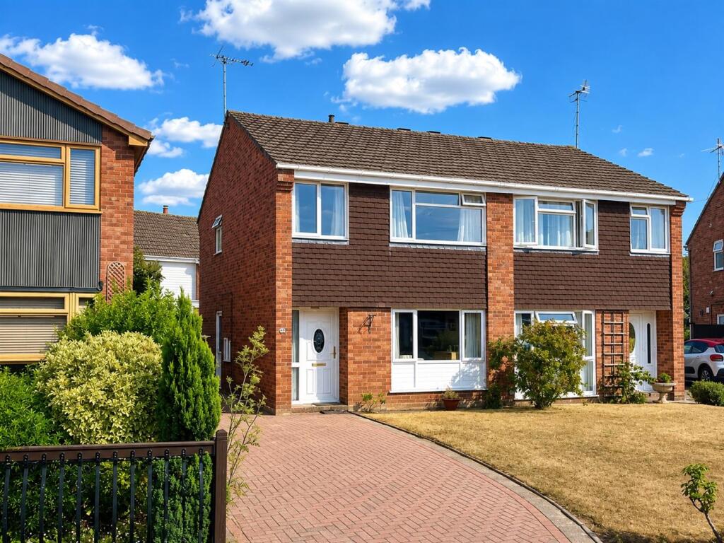 Main image of property: The Meadows, Bidford-On-Avon, Alcester