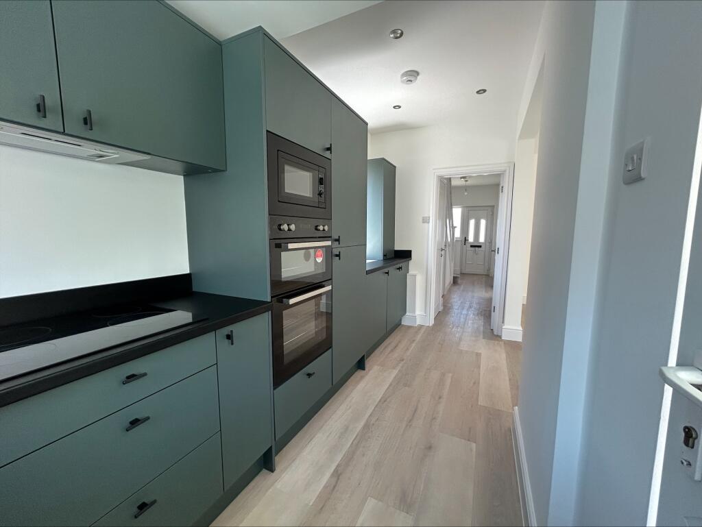 House in Dorchester - View 3