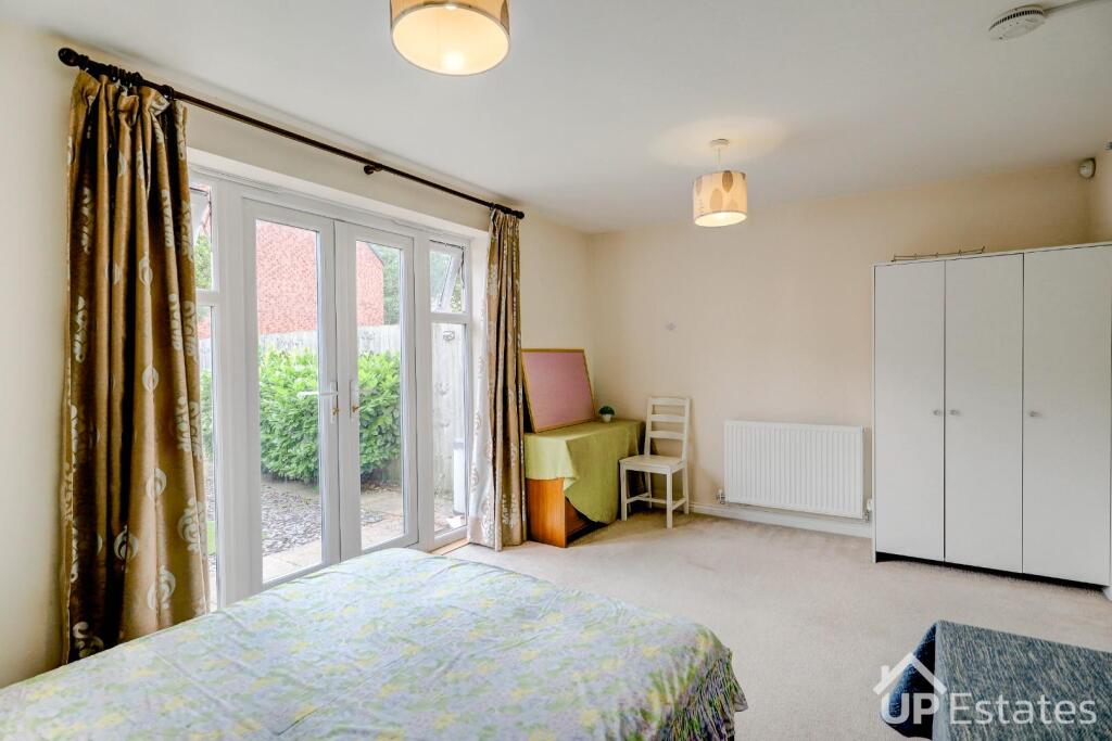 Silver Birch Avenue, Coventry photo 4