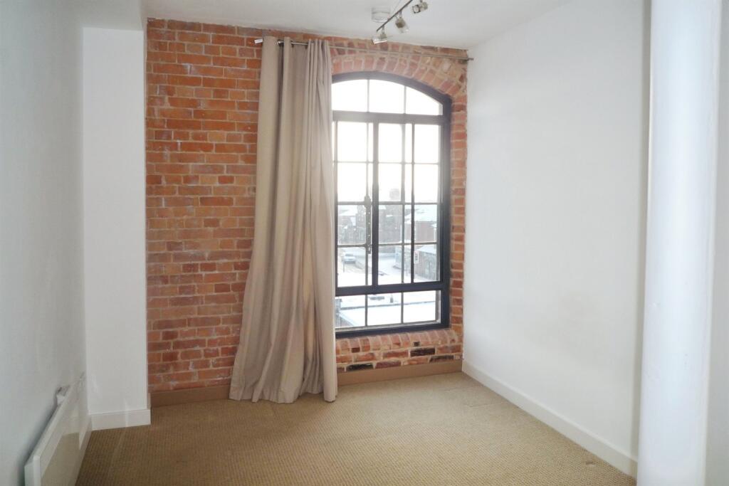 Apartment 12, The Lace Mill, Beeston, Nottingham NG9 2NN - View 3