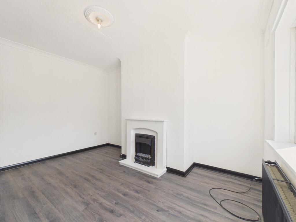 House in Hull, Marfleet - View 3