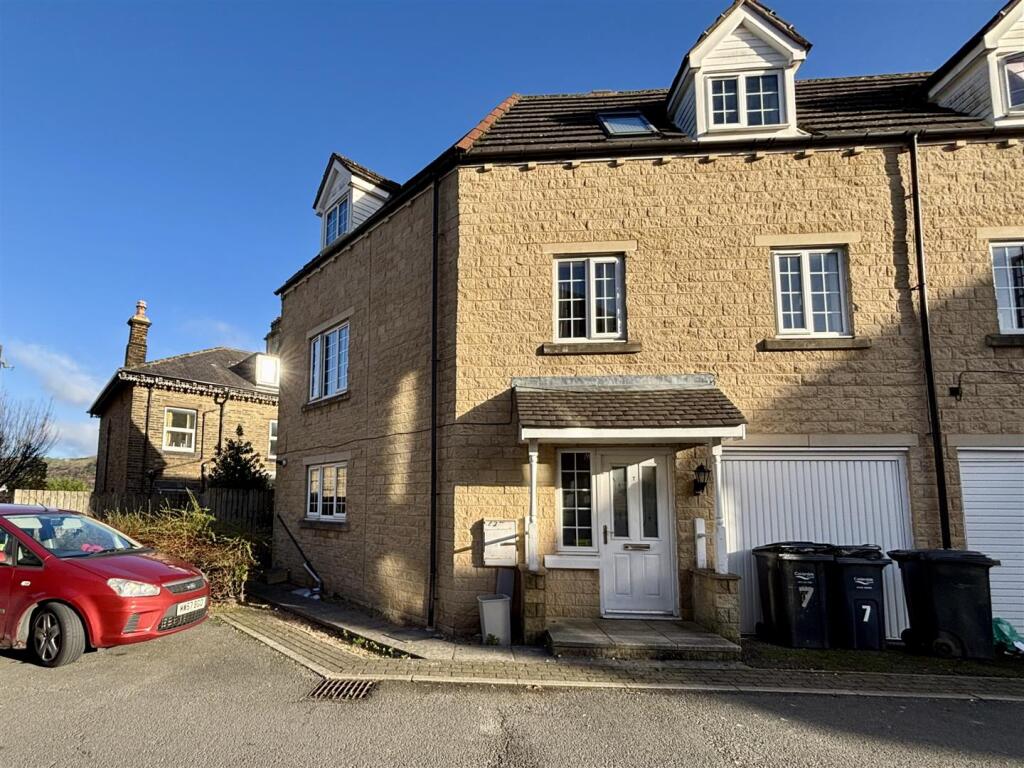 Main image of property: Pippin Court, Halifax