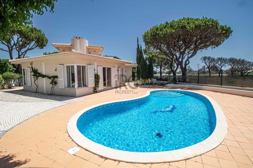 Main image of property: Algarve, Almancil