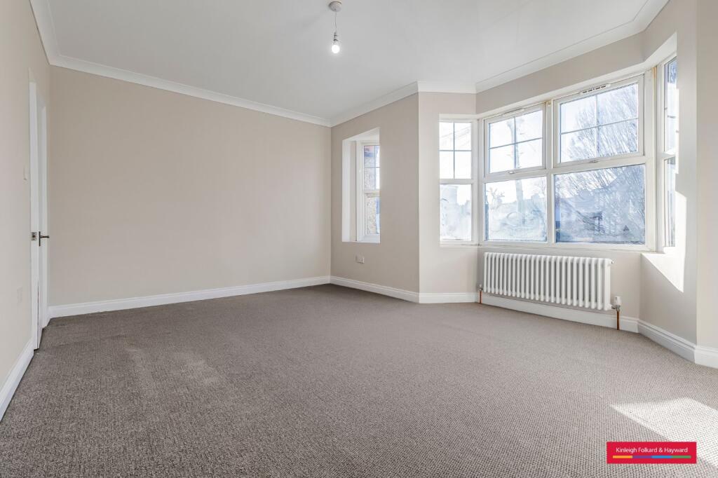 Main image of property: New River Crescent, London, N13