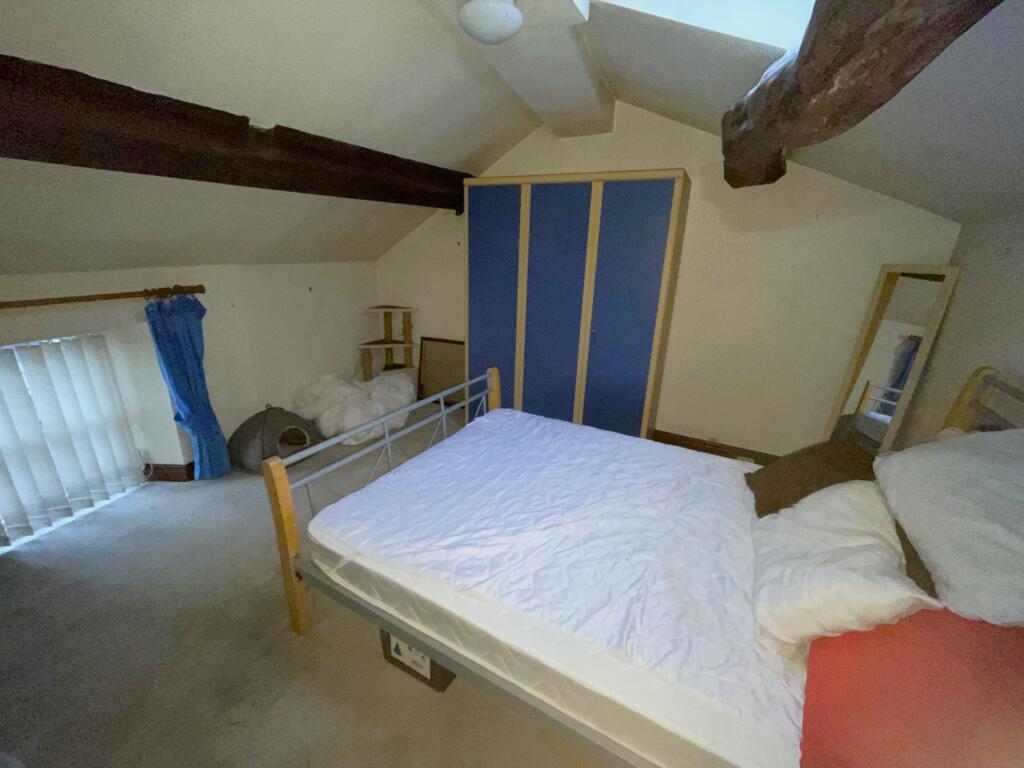 Additional image 8 of Oakbarn Cottage, 8 Westfield Lane, Idle, Bradford, West Yorkshire BD10 8PY