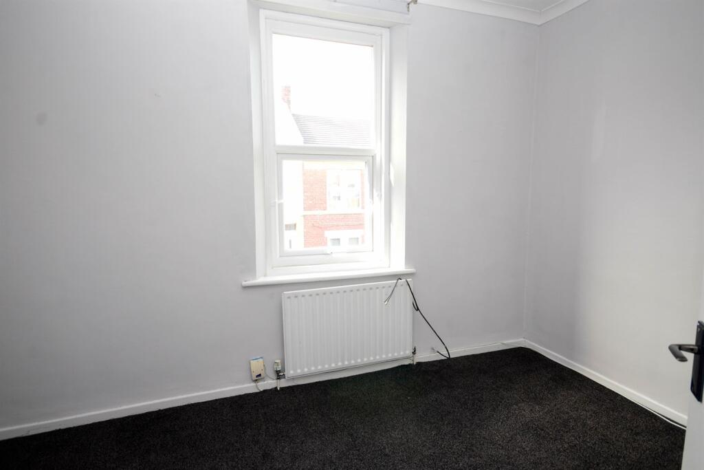 Apartment in Gateshead, North East - View 4