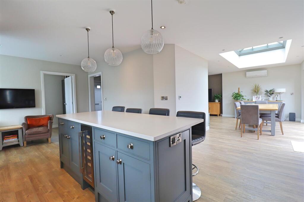 House in Braintree, Black Notley - View 6