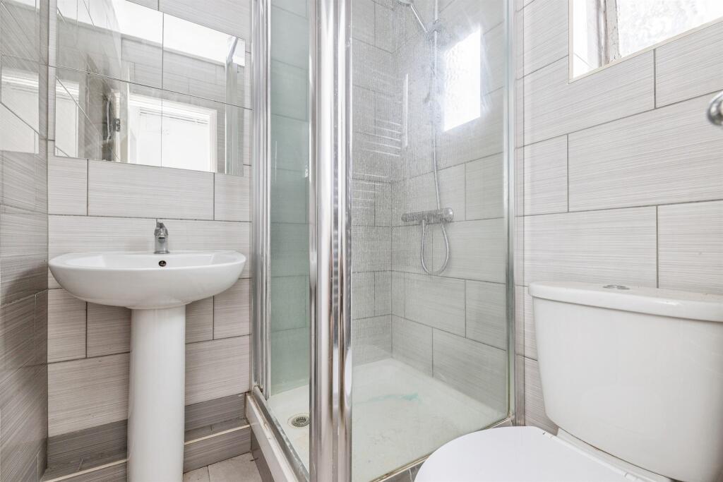 House in Watford, Holywell Estate - View 5