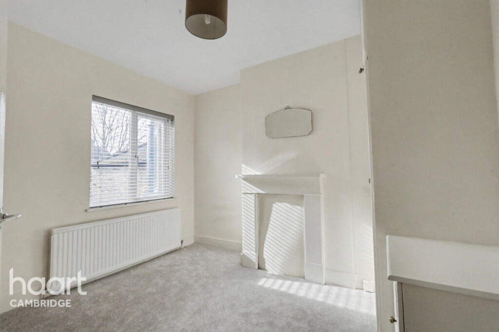 Apartment in Cambridge - View 5