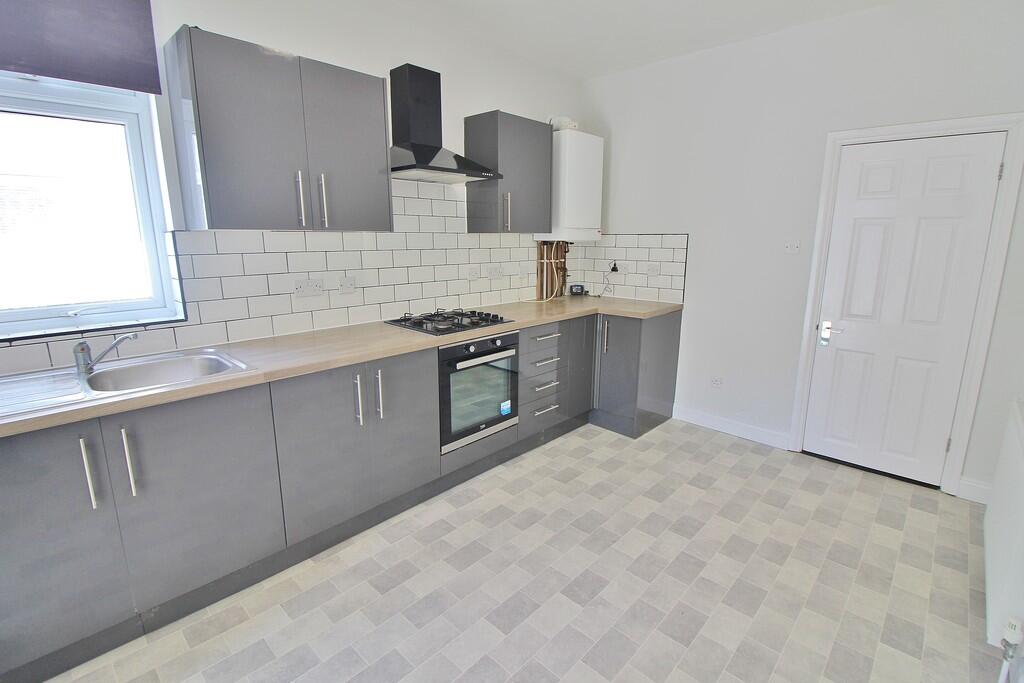 House in Portsmouth - View 4