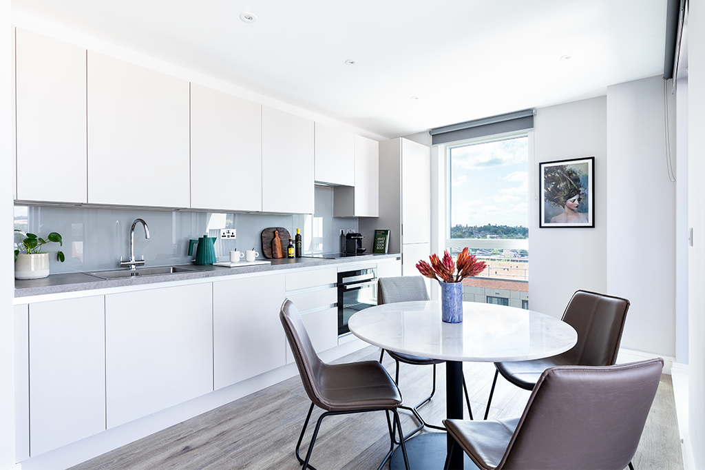 Apartment in Redhill - View 3