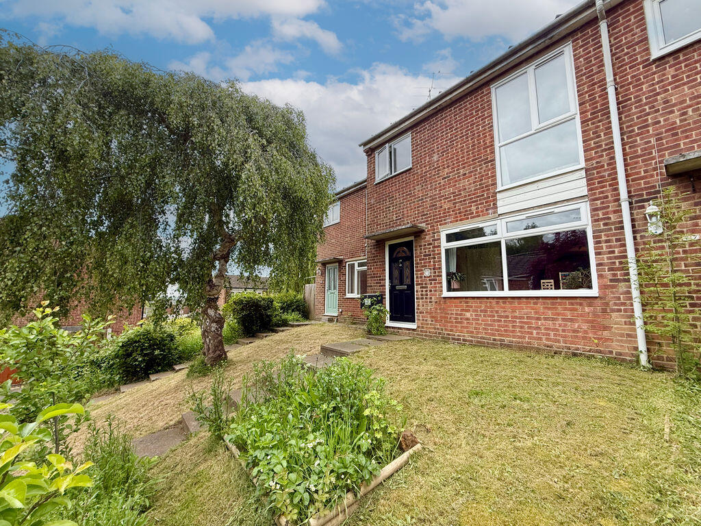Main image of property: Knaves Hill, Linslade